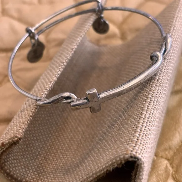 Silver Cross Hoop Bracelet - Picture 12 of 15